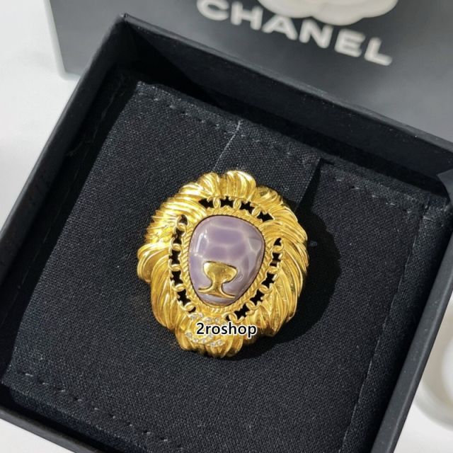 CHANEL 브로치