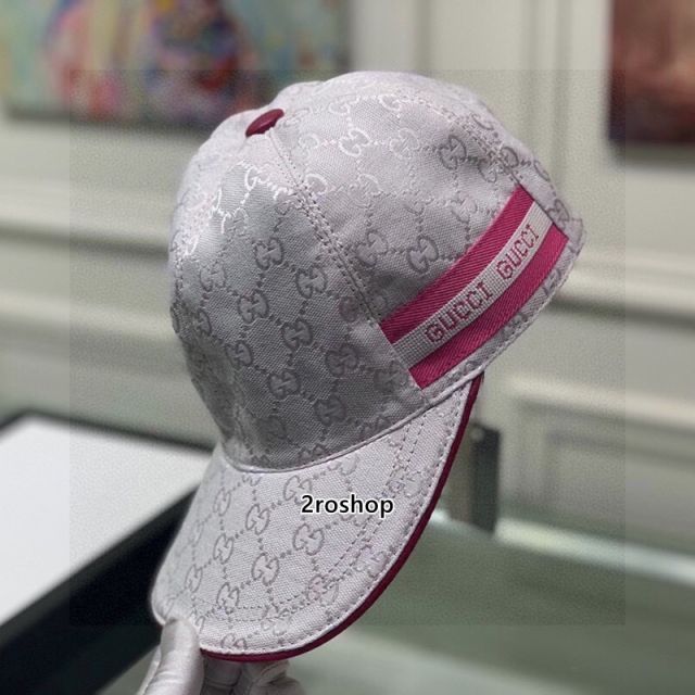 구찌볼캡화이트