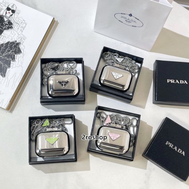 PRADA 목걸이