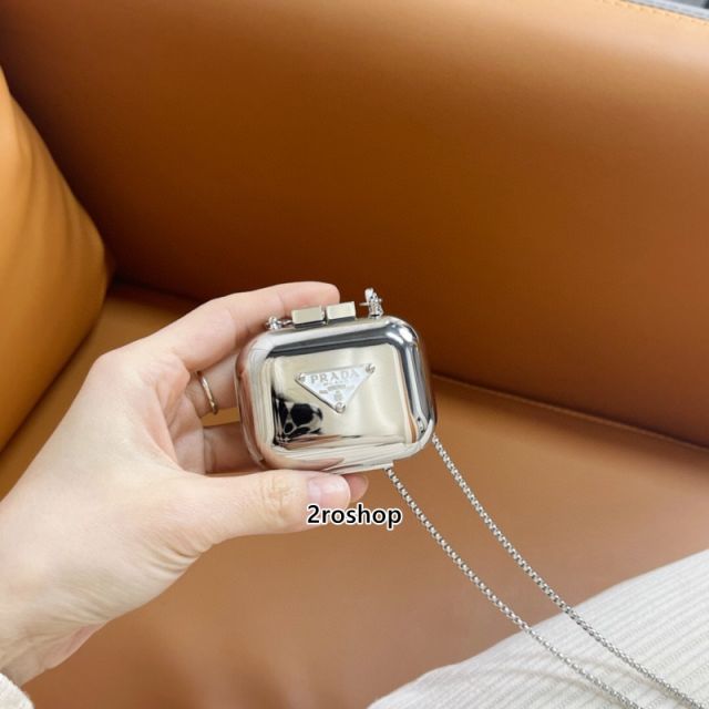 PRADA 목걸이