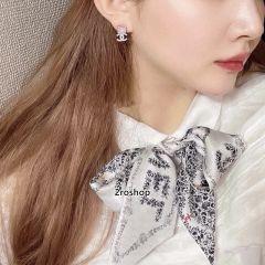 CHANEL 피어싱