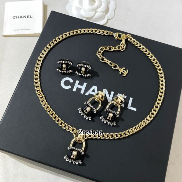 CHANEL 목걸이