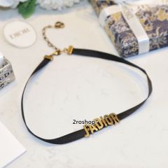 DIOR 목걸이
