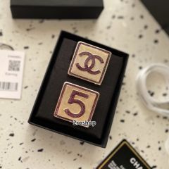 CHANEL 브로치