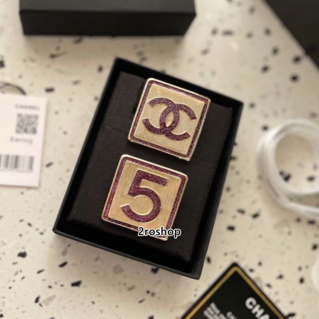 CHANEL 브로치