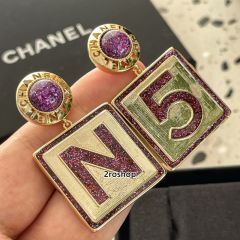 CHANEL 피어싱