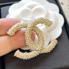 CHANEL 브로치