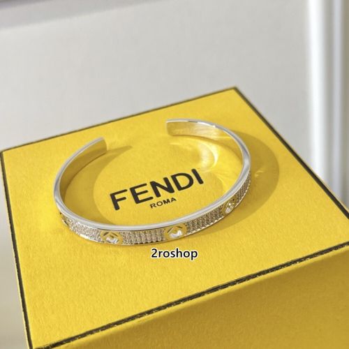 FENDI 팔찌