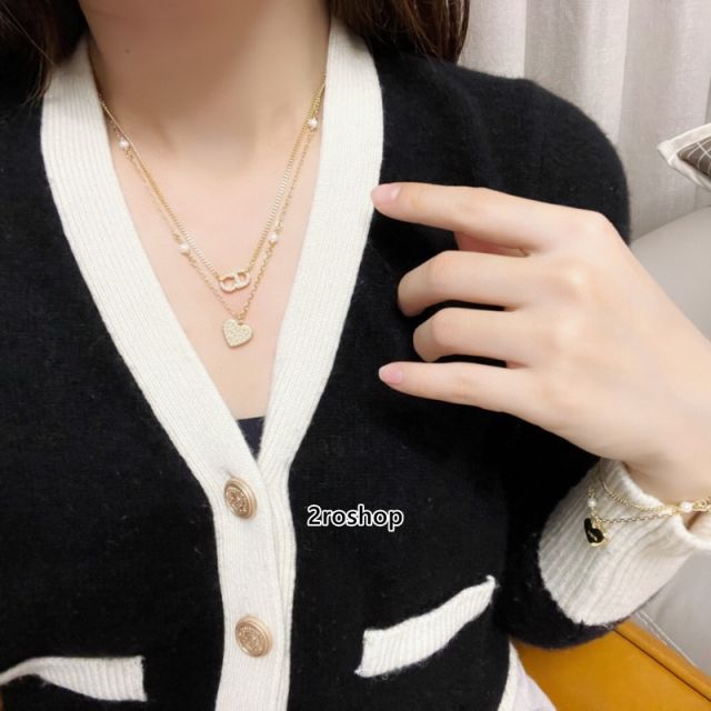 DIOR 목걸이