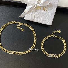 DIOR 목걸이