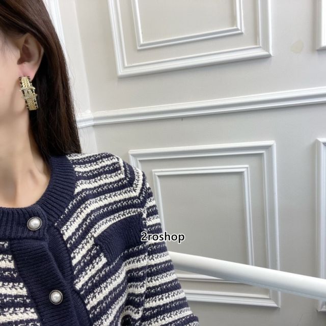 CHANEL 피어싱