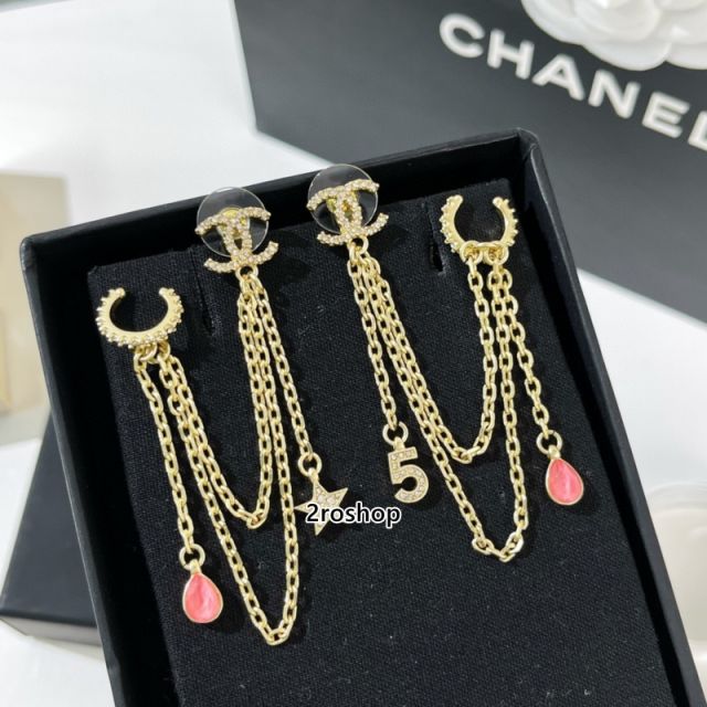 CHANEL 피어싱