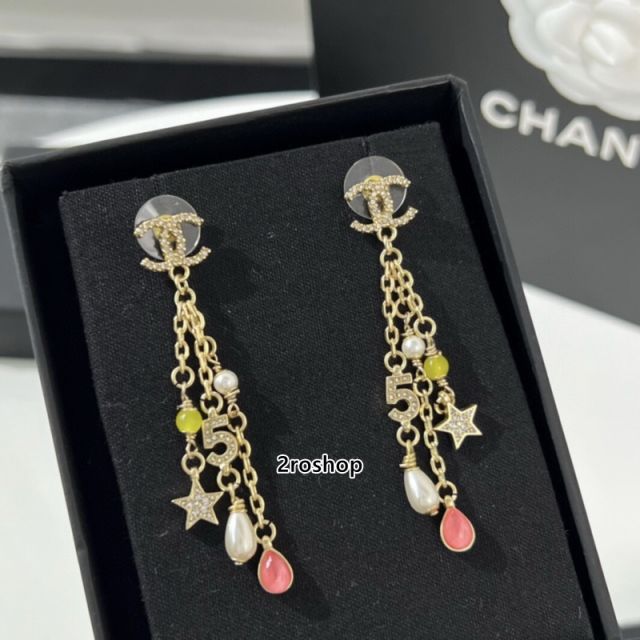 CHANEL 피어싱