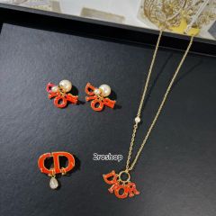 DIOR 목걸이