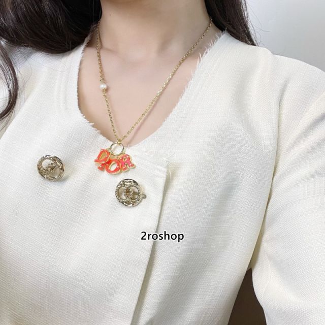 DIOR 목걸이