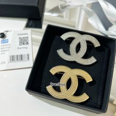 CHANEL 브로치