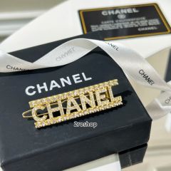 CHANEL 헤어핀