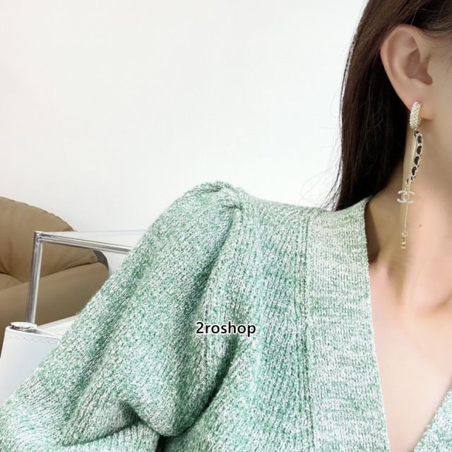 CHANEL 피어싱