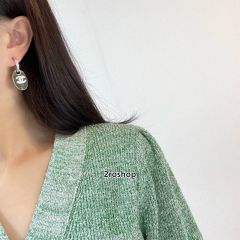 CHANEL 피어싱