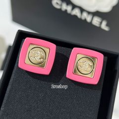 CHANEL 피어싱