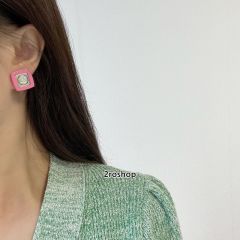 CHANEL 피어싱