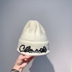 샤넬모자화이트