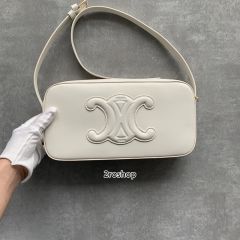 셀린느트리오페숄더백화이트