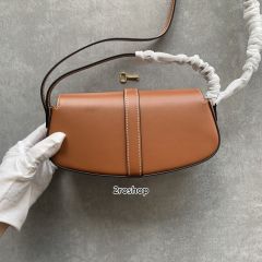 셀린느타부스트랩클러치