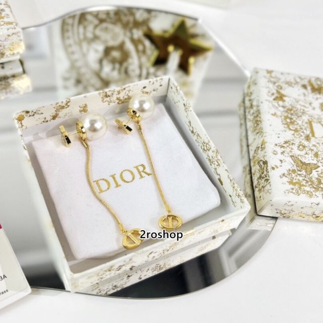 DIOR 피어싱