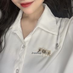 DIOR 브로치