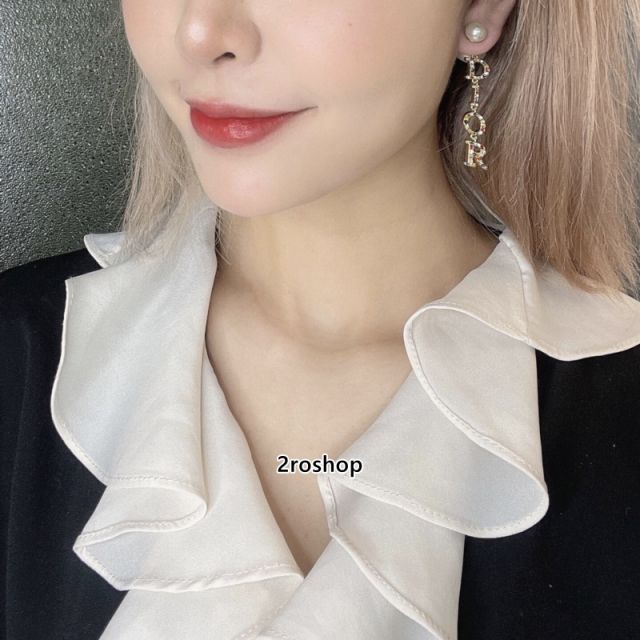 DIOR 피어싱