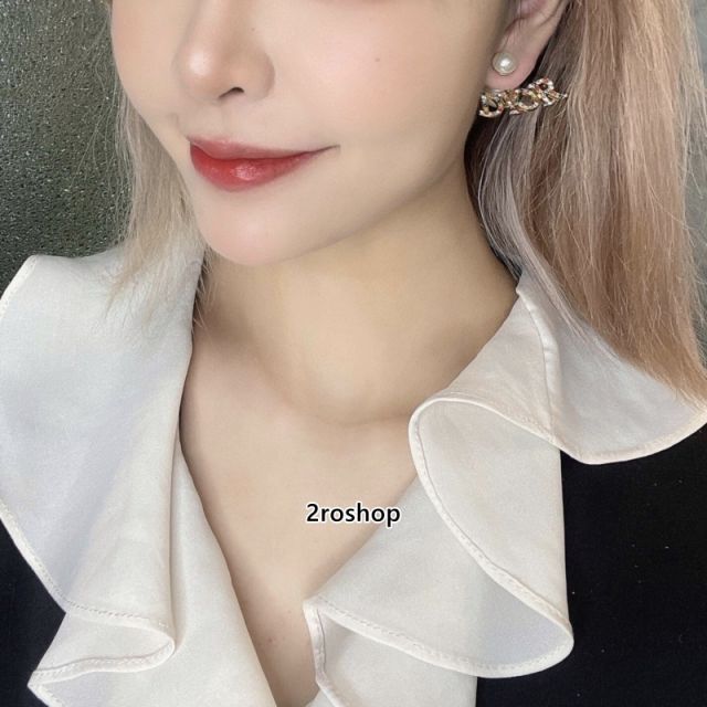 DIOR 피어싱