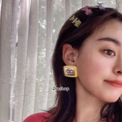 CELINE 헤어핀
