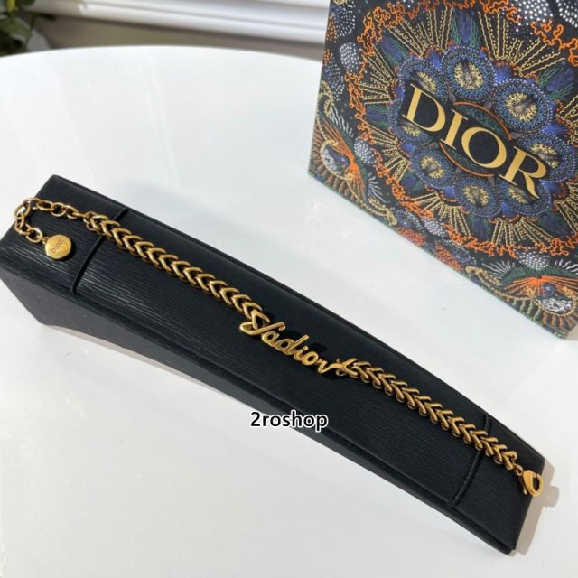 DIOR 팔찌