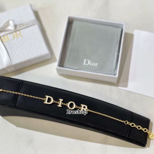 DIOR 팔찌