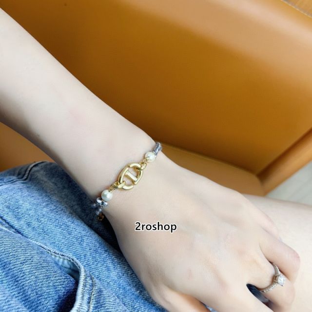 DIOR 팔찌