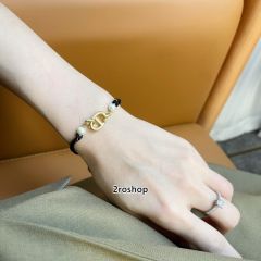 DIOR 팔찌