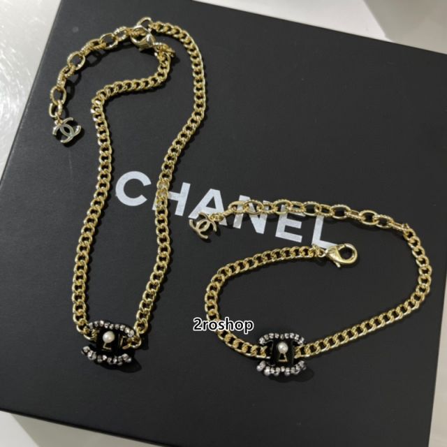 CHANEL 팔찌
