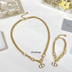 DIOR 목걸이