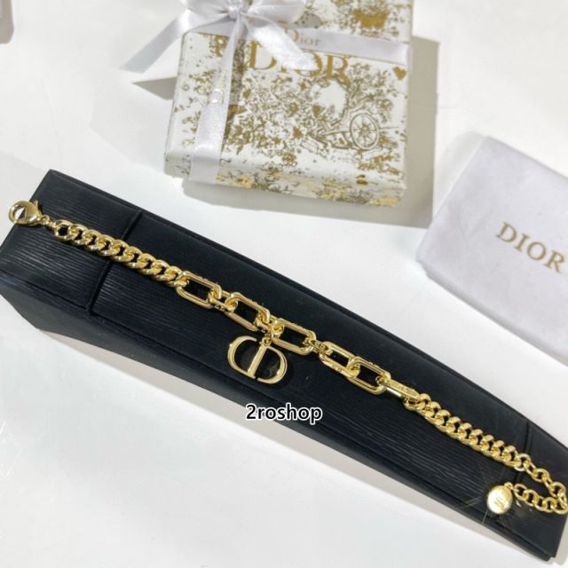 DIOR 팔찌