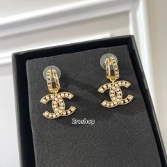 CHANEL 피어싱