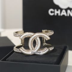 CHANEL 팔찌