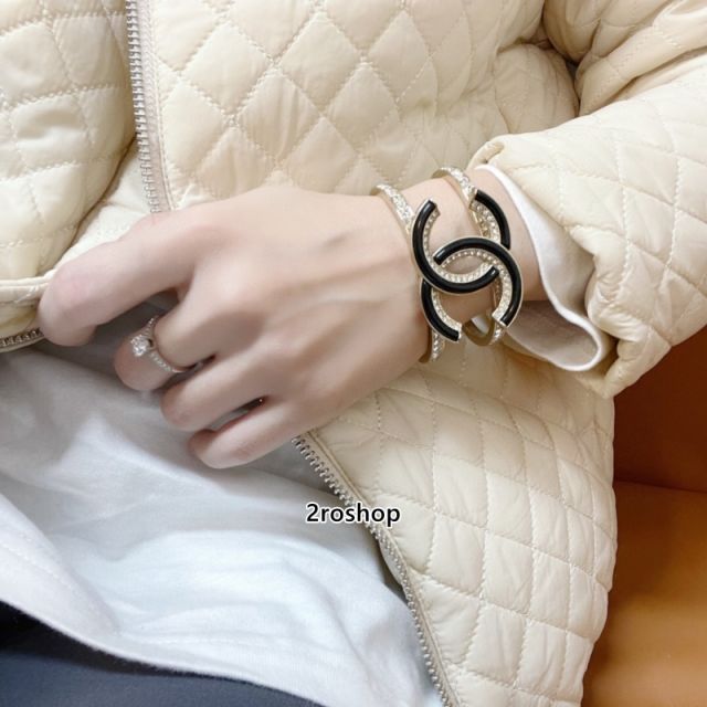 CHANEL 팔찌