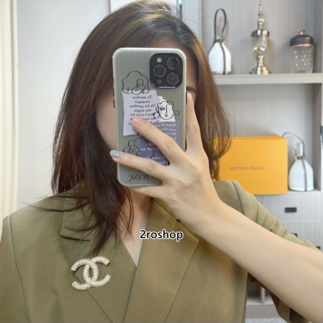 CHANEL 브로치