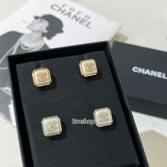 CHANEL 피어싱