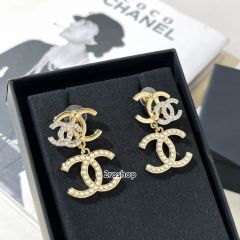 CHANEL 피어싱
