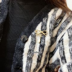 CHANEL 브로치