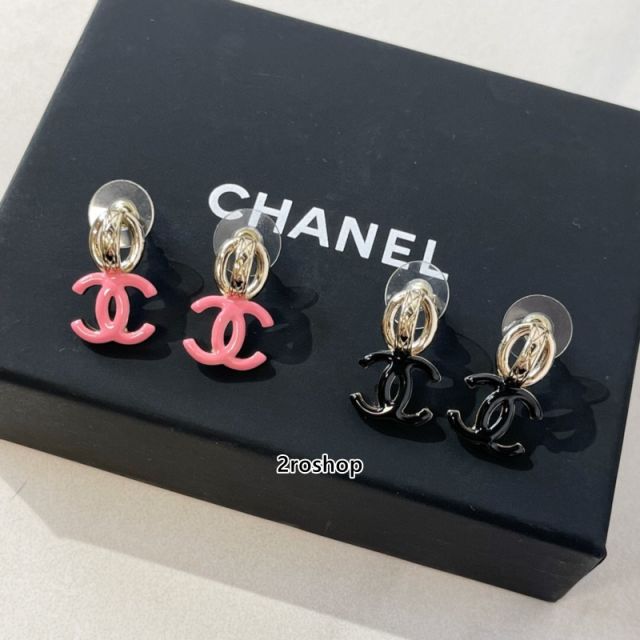 CHANEL 피어싱