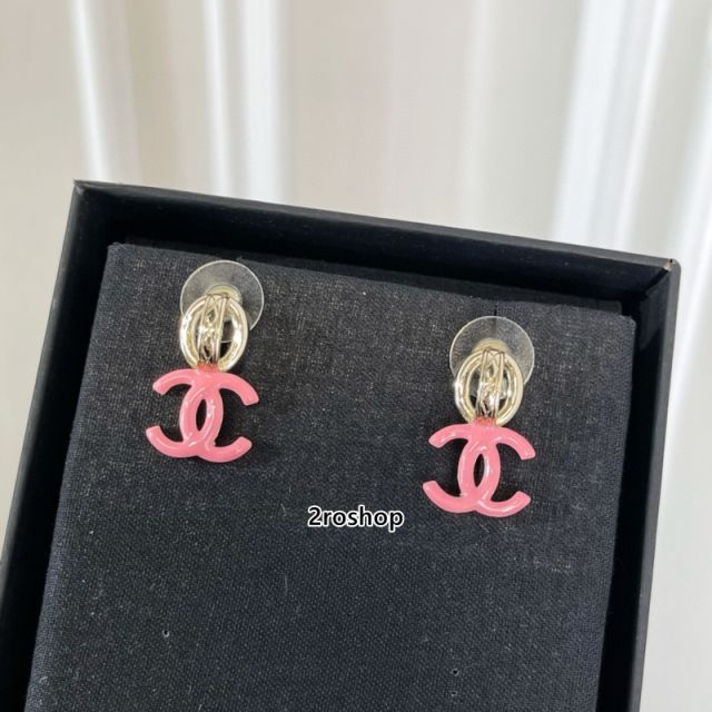 CHANEL 피어싱