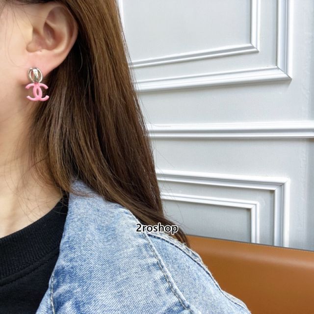 CHANEL 피어싱